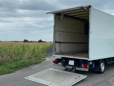 Przeprowadzki, Usługi transportowe FINANSE